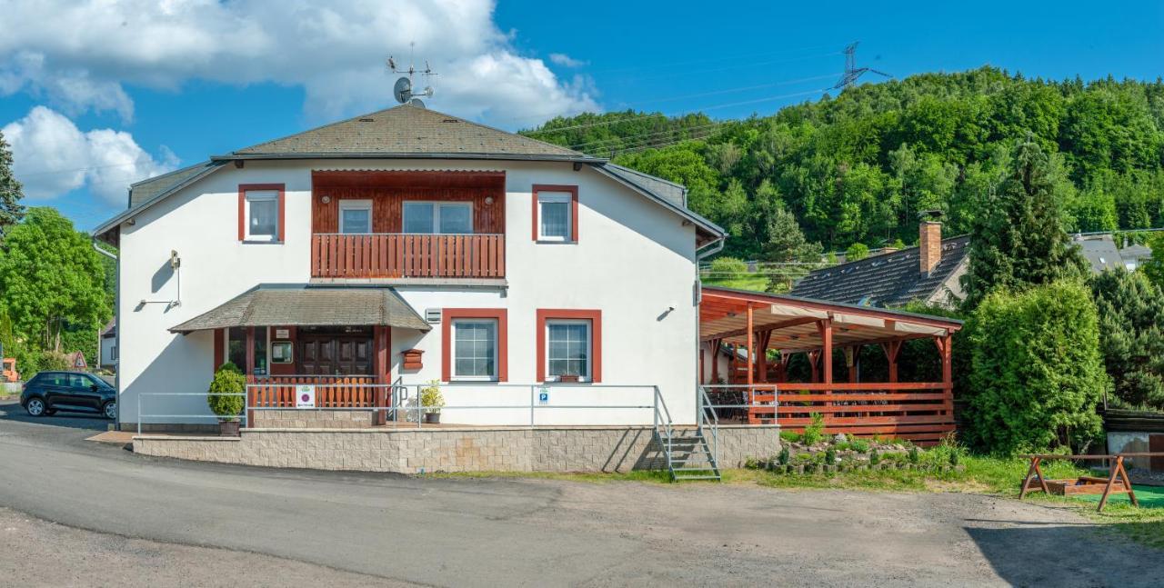 Penzion V Udoli Hodkovice nad Mohelkou ภายนอก รูปภาพ
